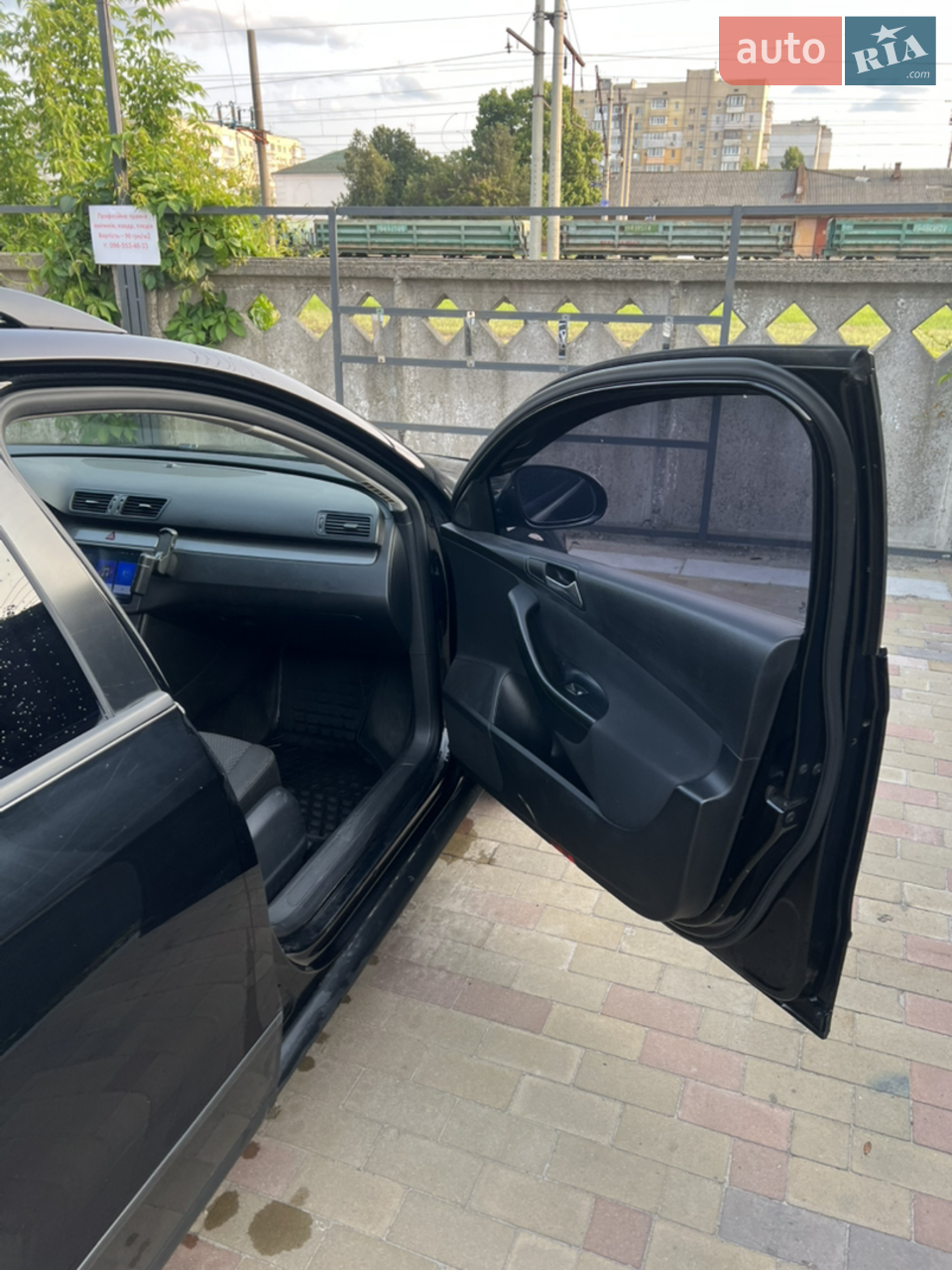 2010 Volkswagen Passat - мініатюра 5