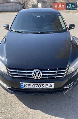 Volkswagen Passat  2012