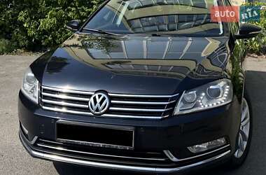 Volkswagen Passat  2012