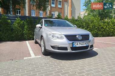 Volkswagen Passat  2010