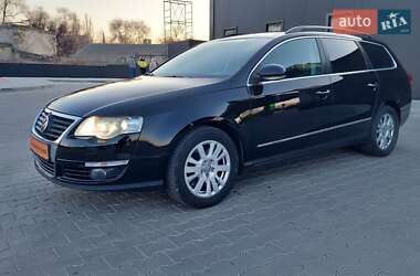 Volkswagen Passat  2010