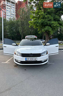 Volkswagen Passat  2013