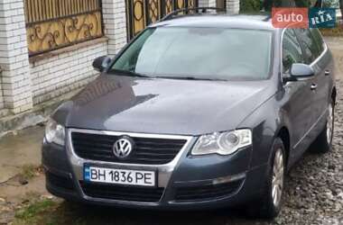 Volkswagen Passat  2010