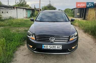 Volkswagen Passat 2011