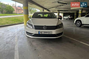 Volkswagen Passat  2013