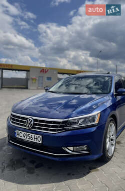 Volkswagen Passat  2016