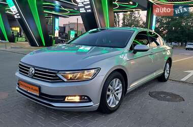 Volkswagen Passat  2016