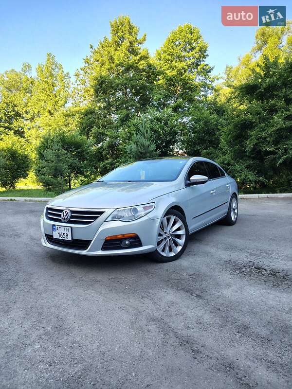 Купе Volkswagen Passat