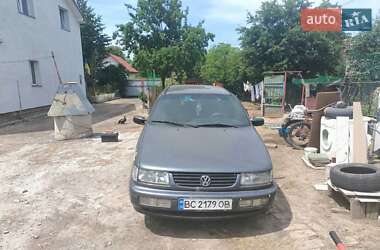 Volkswagen Passat  1995