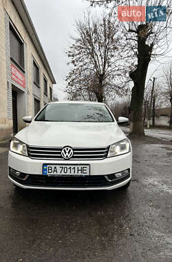 Volkswagen Passat  2012