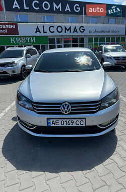 Volkswagen Passat  2014