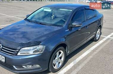 Volkswagen Passat  2011