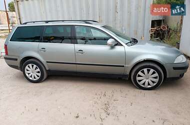 Volkswagen Passat  2004