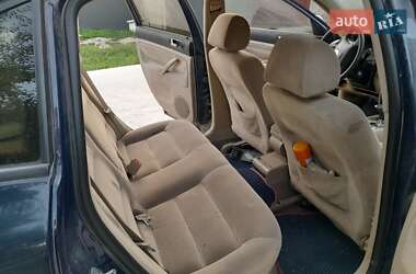 Volkswagen Passat  1999