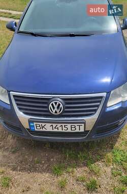 Volkswagen Passat  2010