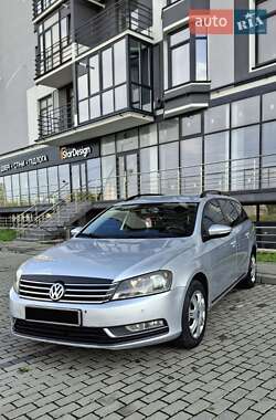 Volkswagen Passat  2012