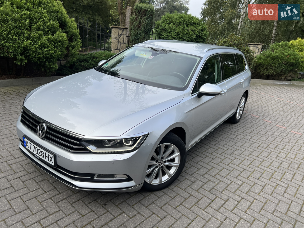 2019 Volkswagen Passat - мініатюра 2