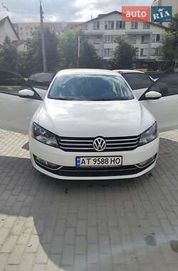 Volkswagen Passat  2012