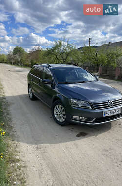 Volkswagen Passat  2012