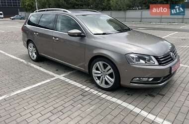 Volkswagen Passat  2011