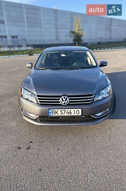 Volkswagen Passat  2014