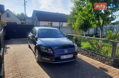 Volkswagen Passat  2011