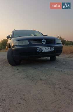Volkswagen Passat  1999