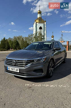 Volkswagen Passat 2021