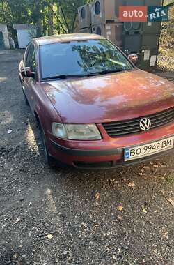 Volkswagen Passat  1998