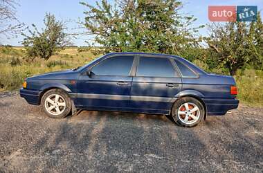 Volkswagen Passat 1993