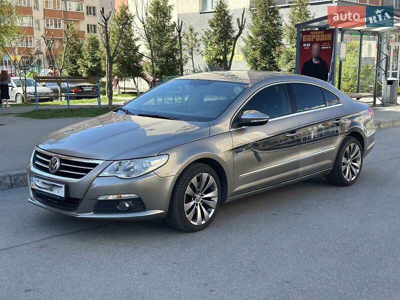 Купе Volkswagen Passat