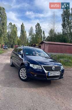 Volkswagen Passat  2010