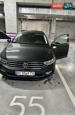 Volkswagen Passat  2021