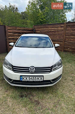 Volkswagen Passat 2011