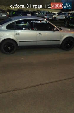 Volkswagen Passat  2000