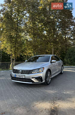 Volkswagen Passat  2016