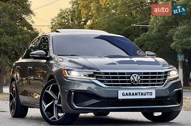 Volkswagen Passat 2020