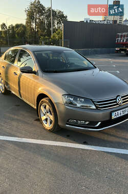 Volkswagen Passat  2011