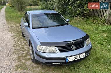 Volkswagen Passat  2001