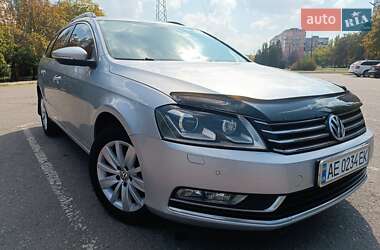 Volkswagen Passat 2011