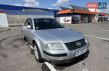 Volkswagen Passat  2002