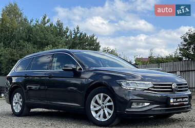 Volkswagen Passat  2020