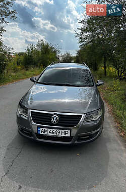 Volkswagen Passat  2005