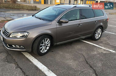 Volkswagen Passat  2011