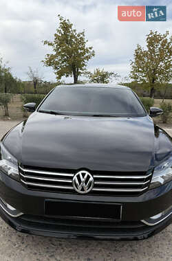Volkswagen Passat  2012