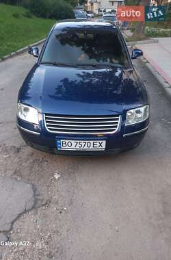 Volkswagen Passat  2004