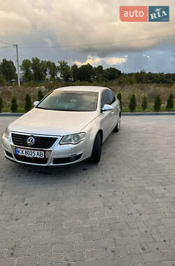Volkswagen Passat  2008