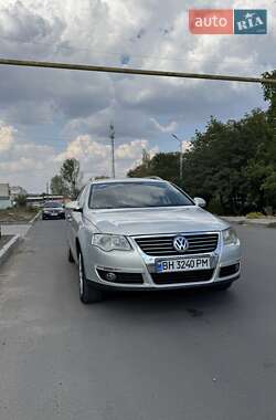 Volkswagen Passat  2010