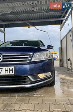 Volkswagen Passat 2011