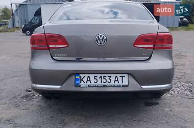 Volkswagen Passat  2011